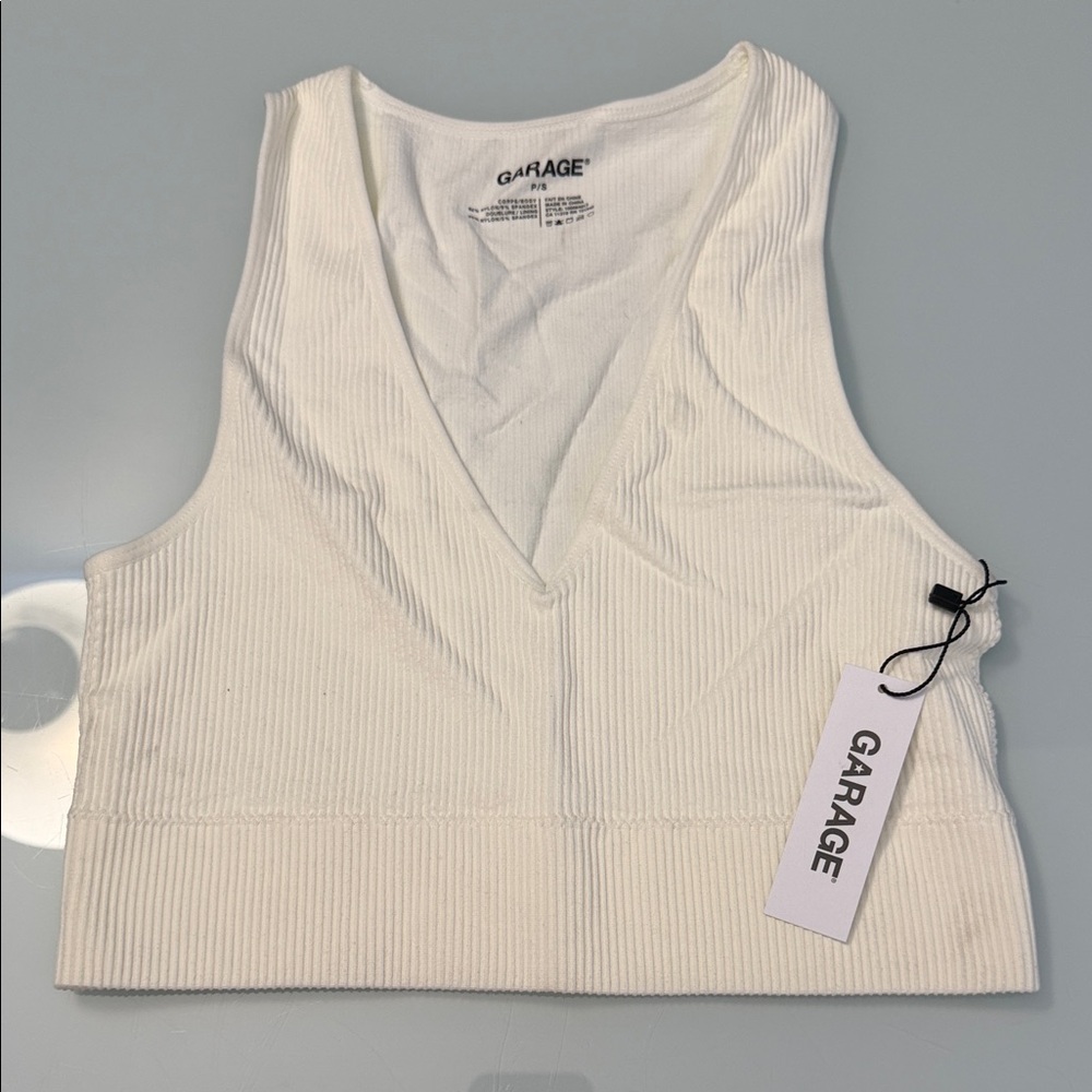 NWT Garage Neutral Cropped Ribbed Tank